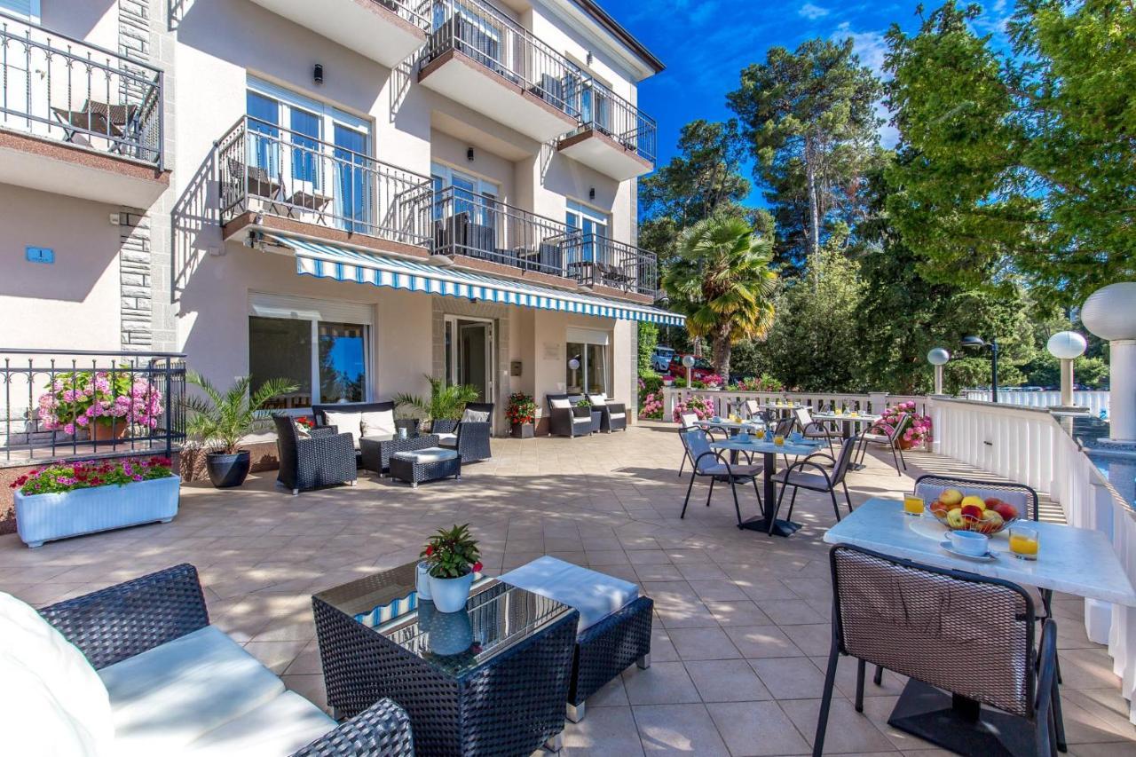 Apartments & Rooms Milcetic D Malinska Exterior photo